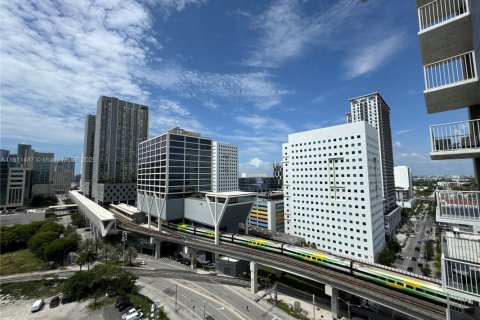 Condominio en venta en Miami, Florida, 2 dormitorios, 84.91 m2 № 1756818 - foto 13