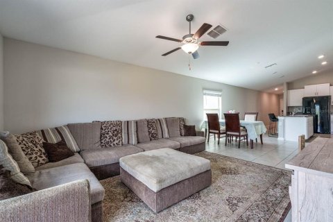 House in Sun City Center, Florida 3 bedrooms, 134.8 sq.m. № 1721306 - photo 18