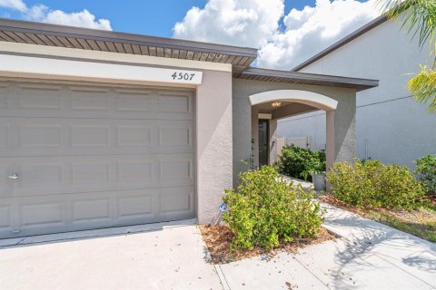 House in Sun City Center, Florida 3 bedrooms, 134.8 sq.m. № 1721306 - photo 5