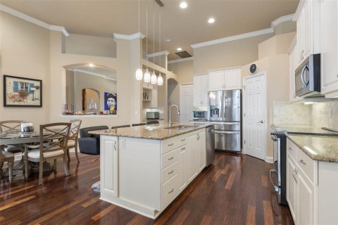 House in Ormond Beach, Florida 4 bedrooms, 246.38 sq.m. № 1910745 - photo 15