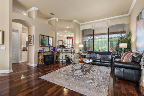 House in Ormond Beach, Florida 4 bedrooms, 246.38 sq.m. № 1910745 - photo 5