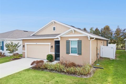 Casa en Winter Haven, Florida 4 dormitorios, 179.12 m2 № 2155369