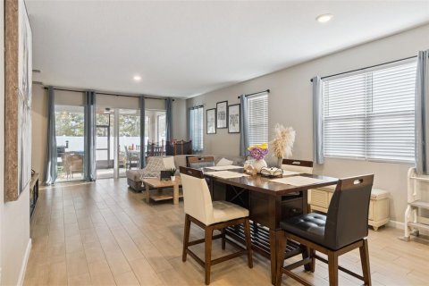 Casa en venta en Winter Haven, Florida, 4 dormitorios, 179.12 m2 № 2155369 - foto 4