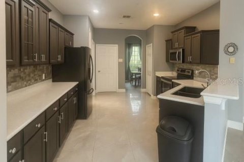 House in Kissimmee, Florida 4 bedrooms, 200.02 sq.m. № 1851737 - photo 7