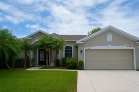 House in Kissimmee, Florida 4 bedrooms, 200.02 sq.m. № 1851737 - photo 1
