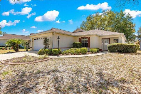 Villa ou maison à Ocala, Floride 2 chambres, 140.93 m2 № 2144303