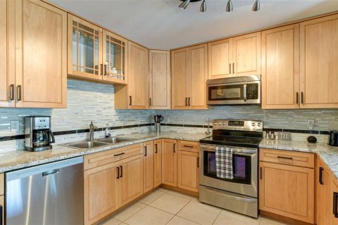 Casa en alquiler en Bradenton, Florida, 2 dormitorios, 114.27 m2 № 1008204 - foto 13