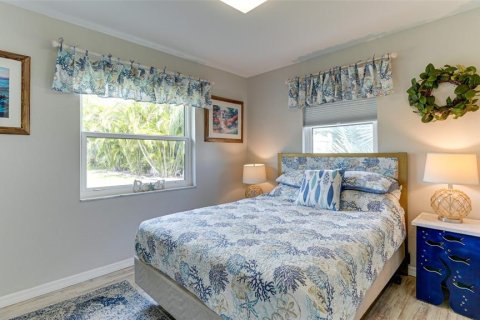 House in Bradenton, Florida 2 bedrooms, 114.27 sq.m. № 1008204 - photo 19