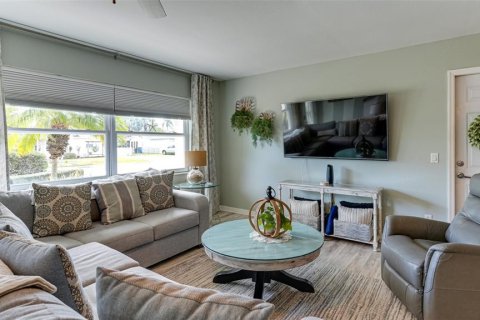 Casa en alquiler en Bradenton, Florida, 2 dormitorios, 114.27 m2 № 1008204 - foto 6