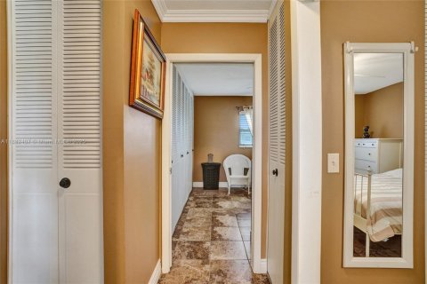 Casa en venta en West Palm Beach, Florida, 2 dormitorios, 77.02 m2 № 1931208 - foto 28