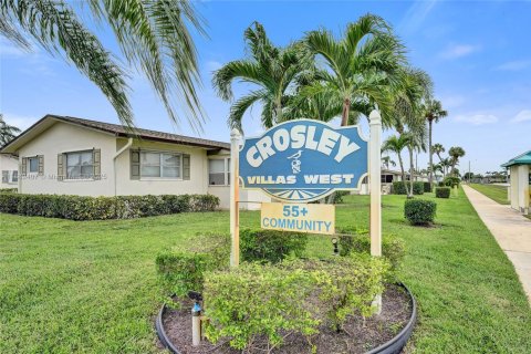 Casa en venta en West Palm Beach, Florida, 2 dormitorios, 77.02 m2 № 1931208 - foto 1