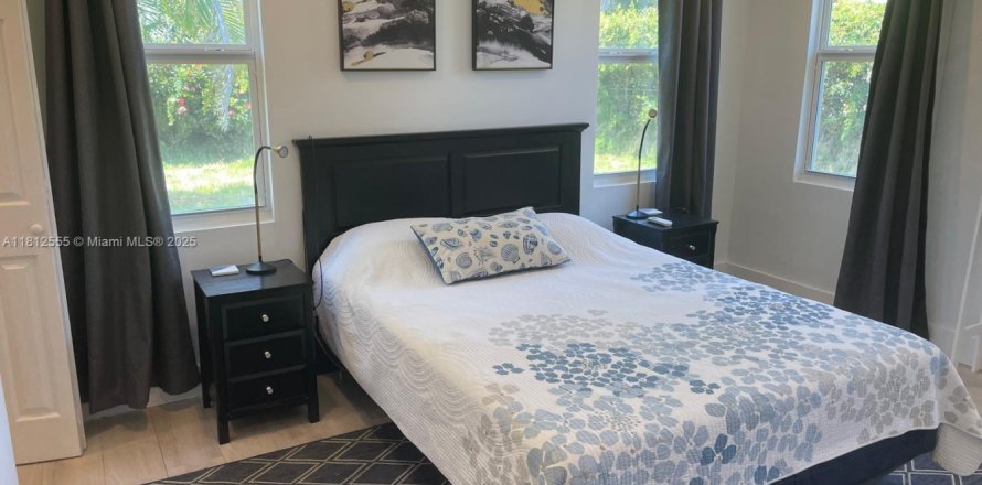 Villa ou maison à Hallandale Beach, Floride 3 chambres, 154.4 m2 № 1875174