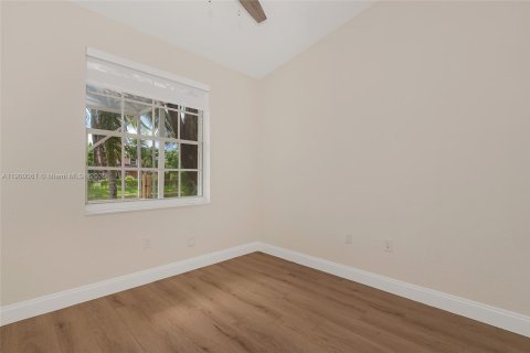 Townhouse in Miramar, Florida 3 bedrooms, 123 sq.m. № 1951467 - photo 29