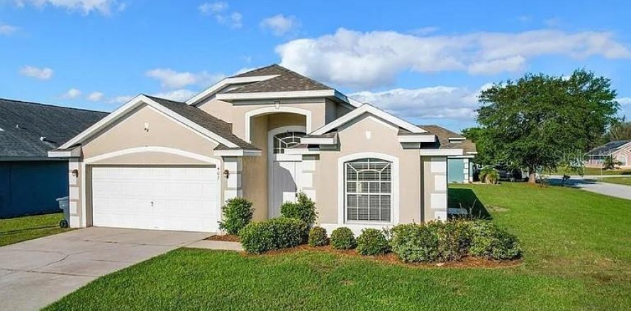 Casa en Davenport, Florida 4 dormitorios, 164.07 m2 № 2213979