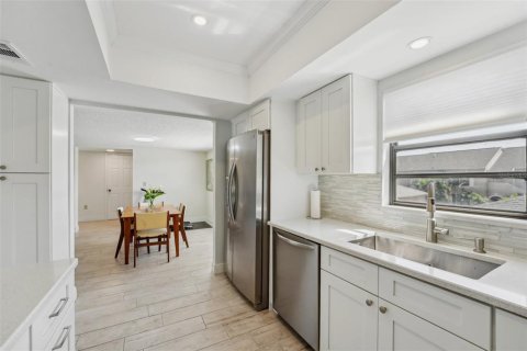 Copropriété à vendre à Clearwater, Floride: 2 chambres, 110.09 m2 № 1642268 - photo 11