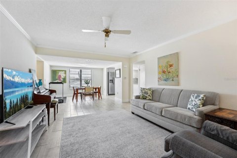 Copropriété à vendre à Clearwater, Floride: 2 chambres, 110.09 m2 № 1642268 - photo 4