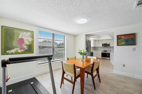 Copropriété à vendre à Clearwater, Floride: 2 chambres, 110.09 m2 № 1642268 - photo 7