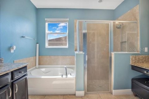 Casa en venta en Deltona, Florida, 5 dormitorios, 285.4 m2 № 2145396 - foto 29