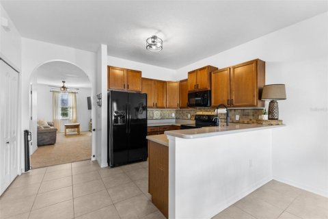 Townhouse in Plant City, Florida 3 bedrooms, 151.62 sq.m. № 2141947 - photo 10