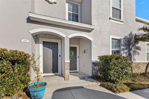 Townhouse in Plant City, Florida 3 bedrooms, 151.62 sq.m. № 2141947