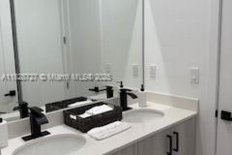 House in Ave Maria, Florida 3 bedrooms № 1977268 - photo 19