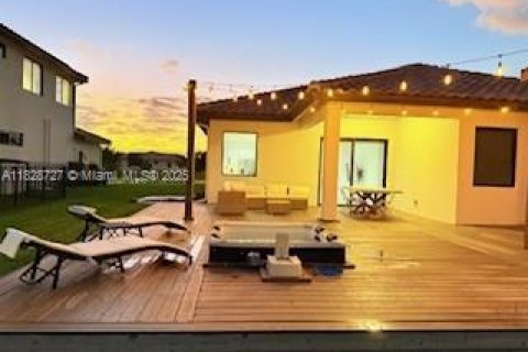 House in Ave Maria, Florida 3 bedrooms № 1977268 - photo 3