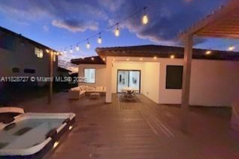 House in Ave Maria, Florida 3 bedrooms № 1977268 - photo 8