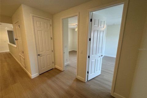 Adosado en alquiler en Orlando, Florida, 4 dormitorios, 246.19 m2 № 1816854 - foto 15