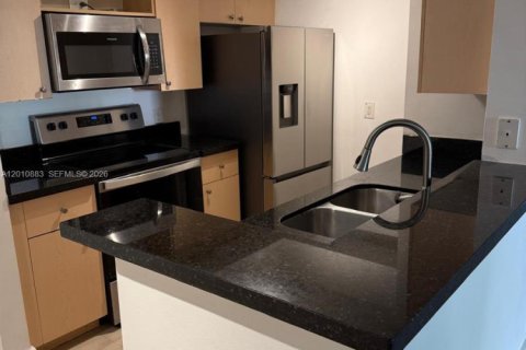 Condo à Miramar, Floride, 3 chambres  № 2074904