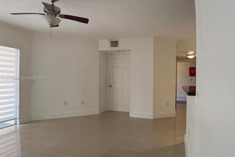 Copropriété à louer à Miramar, Floride: 3 chambres, 107.77 m2 № 2074904 - photo 7