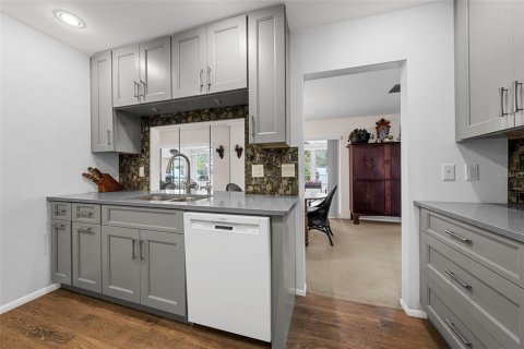 Villa ou maison à vendre à Sarasota, Floride: 2 chambres, 135.27 m2 № 1585607 - photo 17