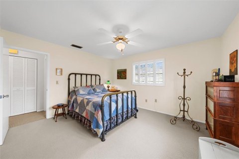 Villa ou maison à vendre à Sarasota, Floride: 2 chambres, 135.27 m2 № 1585607 - photo 30