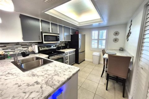 Condominio en alquiler en Oldsmar, Florida, 2 dormitorios, 81.66 m2 № 2111278 - foto 14