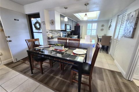 Condominio en alquiler en Oldsmar, Florida, 2 dormitorios, 81.66 m2 № 2111278 - foto 11