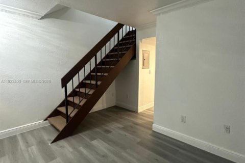 Купить таунхаус в Хайалиа, Флорида 2 спальни, 82.03м2, № 1982859 - фото 4