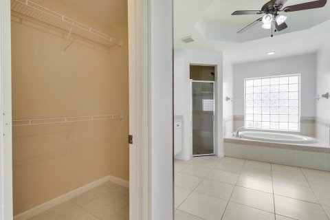 Casa en venta en Port St. Lucie, Florida, 4 dormitorios, 214.6 m2 № 2251765 - foto 21