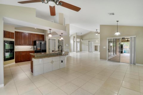 Casa en venta en Port St. Lucie, Florida, 4 dormitorios, 214.6 m2 № 2251765 - foto 18
