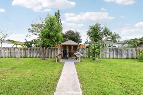 Casa en venta en Port St. Lucie, Florida, 4 dormitorios, 214.6 m2 № 2251765 - foto 29