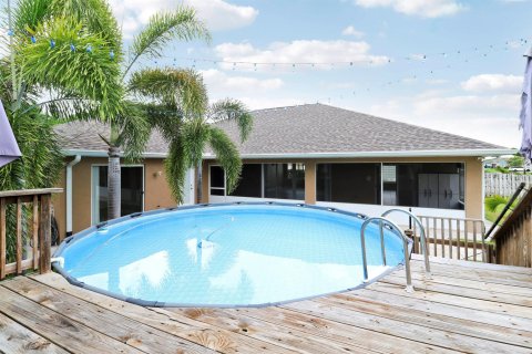 Casa en venta en Port St. Lucie, Florida, 4 dormitorios, 214.6 m2 № 2251765 - foto 30