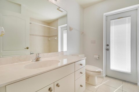 Casa en venta en Port St. Lucie, Florida, 4 dormitorios, 214.6 m2 № 2251765 - foto 19