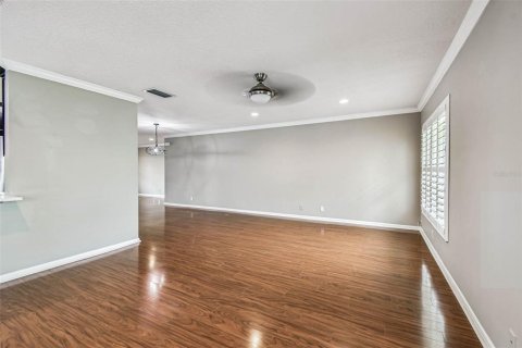Condo in Pinellas Park, Florida, 2 bedrooms  № 1900063 - photo 20