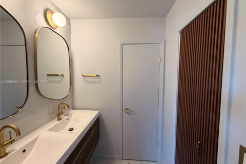 Снять в аренду виллу или дом в Майами, Флорида 4 спальни, 161.93м2, № 2032616 - фото 24