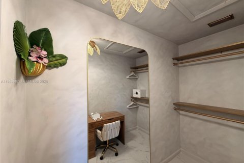 Снять в аренду виллу или дом в Майами, Флорида 4 спальни, 161.93м2, № 2032616 - фото 18
