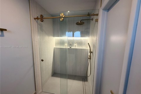 Снять в аренду виллу или дом в Майами, Флорида 4 спальни, 161.93м2, № 2032616 - фото 26