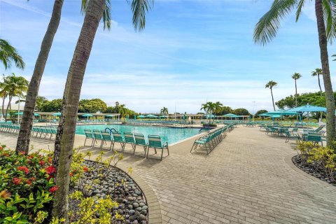 Condo in Delray Beach, Florida, 2 bedrooms  № 2187442 - photo 22