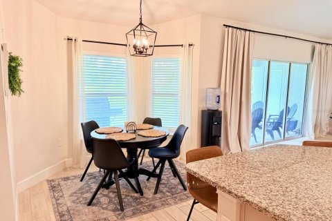 Villa ou maison à vendre à North Port, Floride: 4 chambres, 216.37 m2 № 2403518 - photo 18