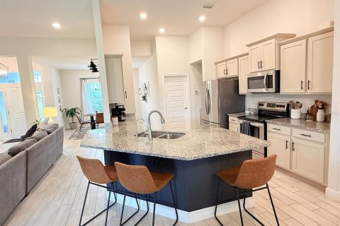 Villa ou maison à vendre à North Port, Floride: 4 chambres, 216.37 m2 № 2403518 - photo 14