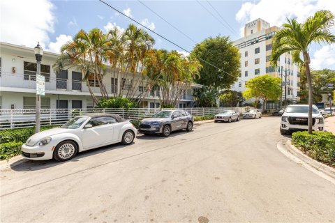 Condominio en venta en Miami Beach, Florida, 37.16 m2 № 2045022 - foto 17