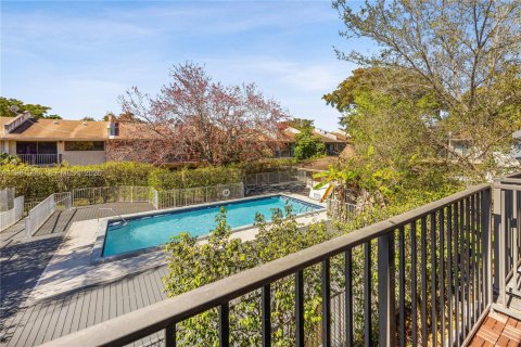 Touwnhouse à vendre à Davie, Floride: 2 chambres, 126.16 m2 № 2021999 - photo 30