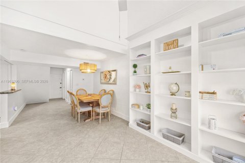 Touwnhouse à vendre à Davie, Floride: 2 chambres, 126.16 m2 № 2021999 - photo 8